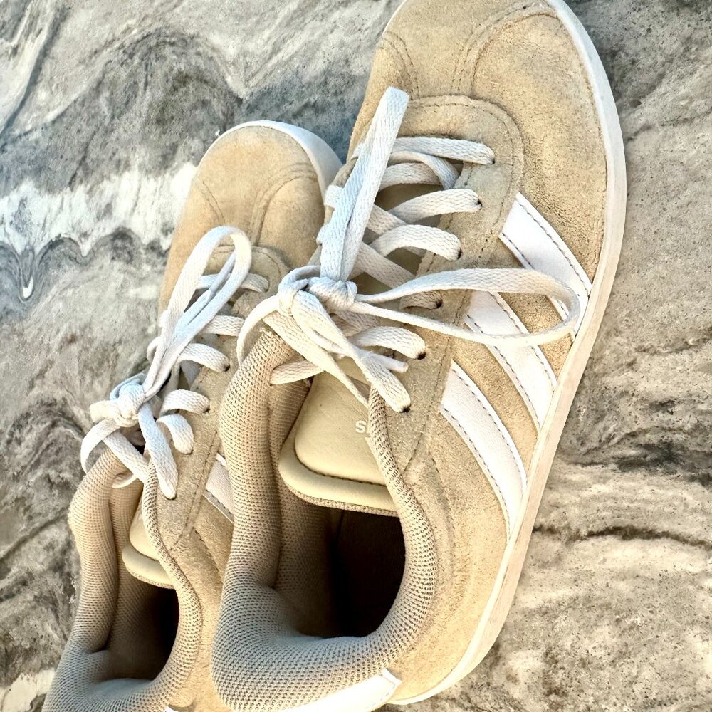 Kids Adidas Gazelle Sneakers